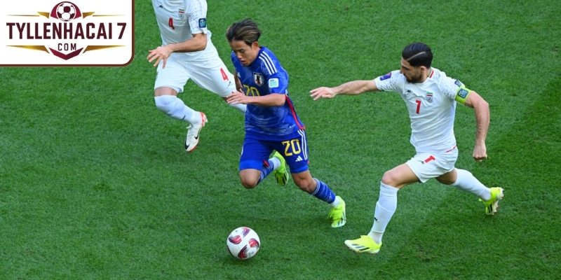 Theo nhịp độ kiểm soát bóng và số lần triển khai cánh